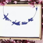 Κολιέ με έμπνευση από Πίτερ Παν σε ξύλινο κουτί